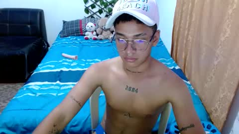 Snapshot of dirtyslimlatin chatting on April 2026 11:32:02 PM dirtyslimlatin online show from April 2026 11:32:02 PM