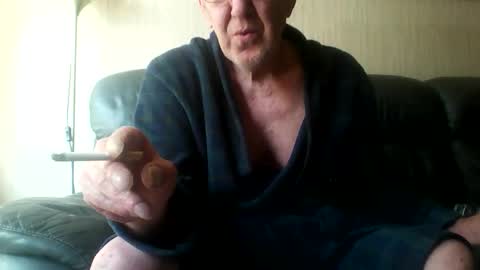 Snapshot of discovery63 chatting on April 2026 10:35:02 AM discovery63 online show from April 2026 10:35:02 AM