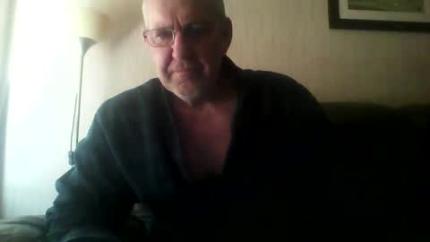 Snapshot of discovery63 chatting on May 2026 08:08:02 AM discovery63 online show from May 2026 08:08:02 AM