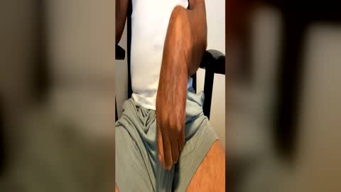 discretmature online show from June 2026 02:52:01 PM