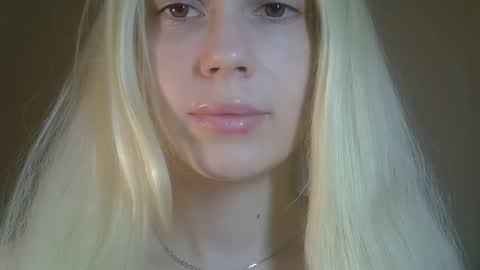 DitaMilton online show from May 2026 08:03:01 PM