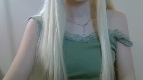 DitaMilton online show from July 2026 09:46:02 PM