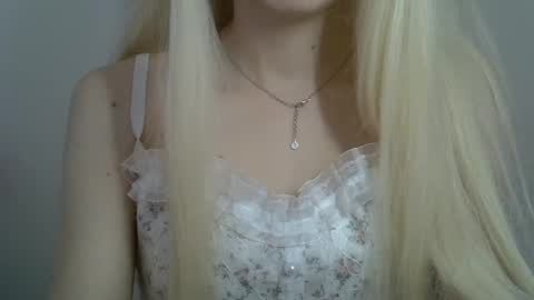 DitaMilton online show from July 2026 09:51:01 AM
