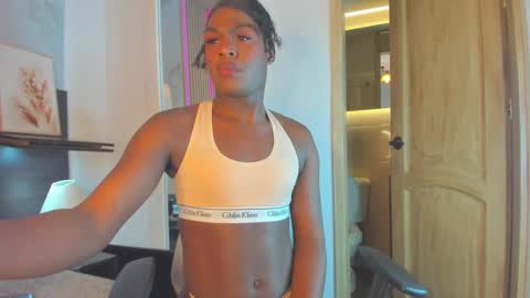 Alejandra online show from February 2025 12:38:02 AM