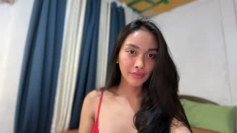 DIVINA online show from June 2026 01:25:01 PM