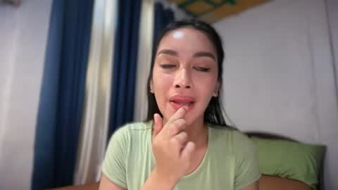 DIVINA online show from June 2026 02:44:01 AM