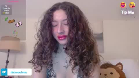 Snapshot of divinaaclaire chatting on November 2025 10:30:01 PM Divina Claire online show from November 2025 10:30:01 PM