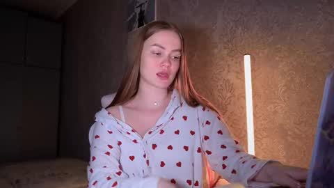 Hannah online show from February 2025 02:06:02 AM