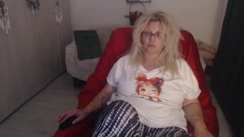 Alexxa online show from April 2026 06:49:02 PM