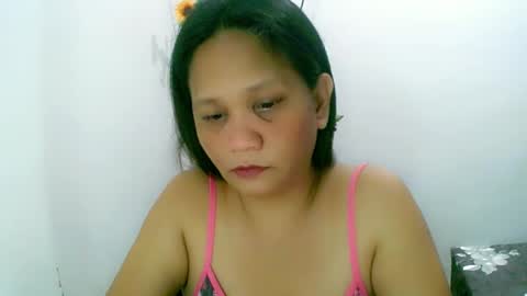 Snapshot of divinegrace10 chatting on December 2024 02:20:02 AM Divine Grace Close To Your Hear online show from December 2024 02:20:02 AM