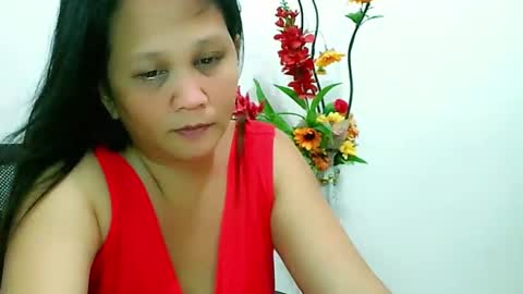 Snapshot of divinegrace10 chatting on December 2024 04:22:02 AM Divine Grace Close To Your Hear online show from December 2024 04:22:02 AM