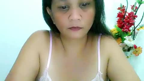 Snapshot of divinegrace10 chatting on February 2025 03:27:01 PM Divine Grace Close To Your Hear online show from February 2025 03:27:01 PM