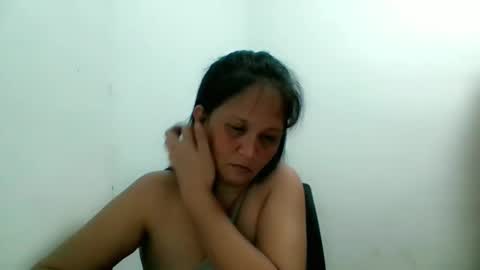 Snapshot of divinegrace10 chatting on November 2025 05:17:01 AM Divine Grace Close To Your Hear online show from November 2025 05:17:01 AM