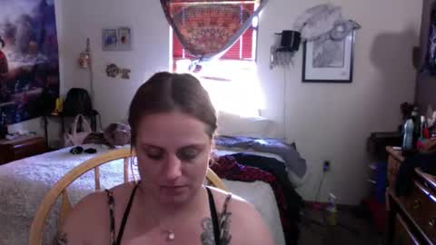DivineLibra online show from November 2025 03:25:01 PM