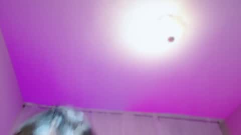 Snapshot of divinelynn chatting on February 2025 08:59:01 PM DivineLynn online show from February 2025 08:59:01 PM