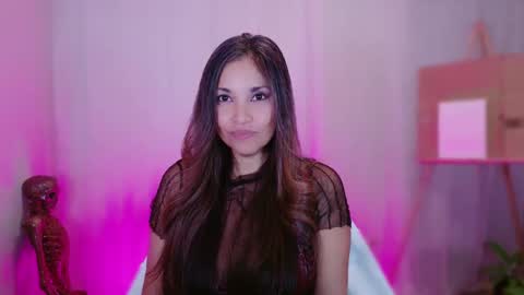 Snapshot of divinelynn chatting on February 2025 10:42:02 PM DivineLynn online show from February 2025 10:42:02 PM