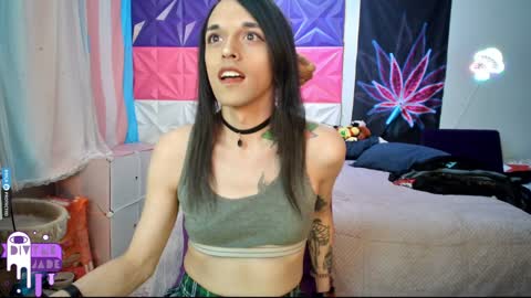 Snapshot of divynejade chatting on December 2024 11:18:02 PM Jade Divyne online show from December 2024 11:18:02 PM