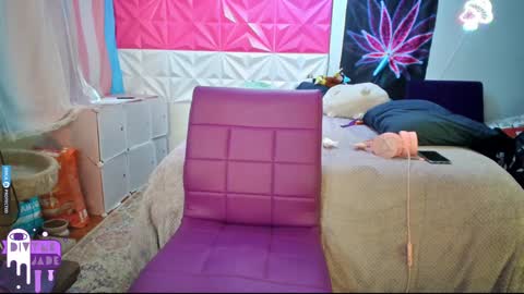 Snapshot of divynejade chatting on December 2024 09:22:01 PM Jade Divyne online show from December 2024 09:22:01 PM