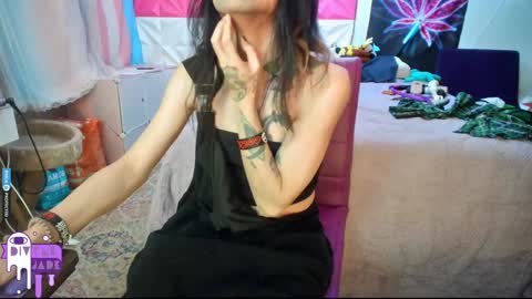 Snapshot of divynejade chatting on December 2024 09:30:02 AM Jade Divyne online show from December 2024 09:30:02 AM