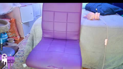 Snapshot of divynejade chatting on December 2024 05:27:02 AM Jade Divyne online show from December 2024 05:27:02 AM