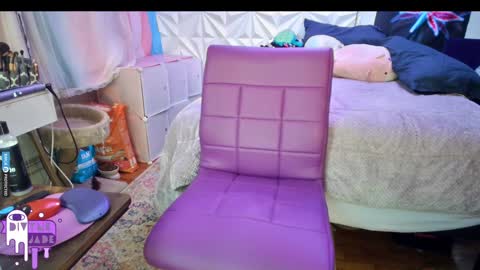 Snapshot of divynejade chatting on December 2024 10:51:01 PM Jade Divyne online show from December 2024 10:51:01 PM