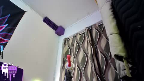 Snapshot of divynejade chatting on February 2025 07:12:02 AM Jade Divyne online show from February 2025 07:12:02 AM