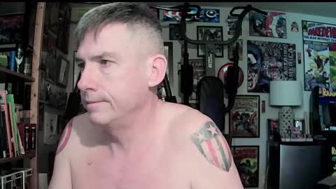 Snapshot of dix_handley_50 chatting on November 2025 01:43:02 PM dix_handley_50 online show from November 2025 01:43:02 PM