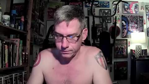 dix_handley_50 online show from May 2026 01:17:02 PM