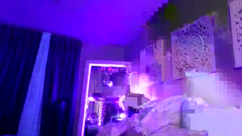 dixieglam online show from February 2026 09:06:02 AM