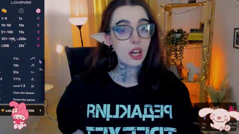 dixipixi_ online show from February 2025 08:54:02 AM