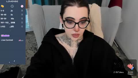 dixipixi_ online show from July 2026 10:22:01 AM