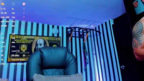 Snapshot of dixon_ray_ chatting on December 2024 09:33:02 PM Dixon online show from December 2024 09:33:02 PM