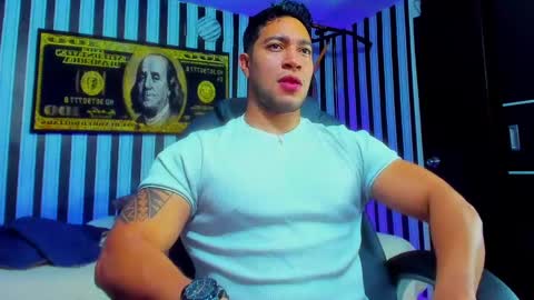 Snapshot of dixon_ray_ chatting on December 2024 03:24:01 AM Dixon online show from December 2024 03:24:01 AM