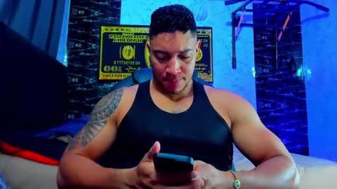 Snapshot of dixon_ray_ chatting on November 2025 11:58:01 PM Dixon online show from November 2025 11:58:01 PM