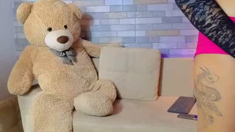 DixyPalmer online show from June 2026 07:05:02 PM