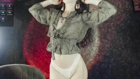 Dizer online show from November 2025 08:53:01 PM