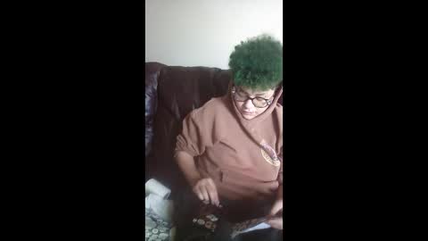 dizzinsweatyy online show from February 2026 08:03:02 PM