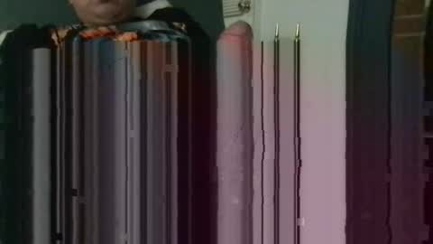 Snapshot of dizzydig chatting on October 2025 06:39:02 AM Dizzydig online show from October 2025 06:39:02 AM