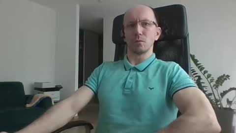 Snapshot of djentlemen1 chatting on April 2026 07:09:02 AM djentlemen1 online show from April 2026 07:09:02 AM