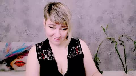 djullia online show from May 2026 07:04:02 AM