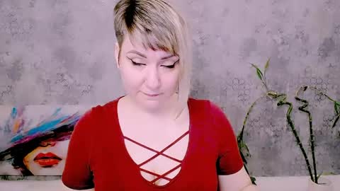 djullia online show from May 2026 06:42:02 AM