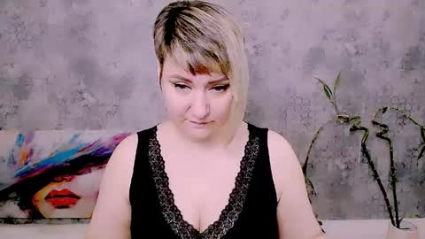 djullia online show from May 2026 06:08:02 AM