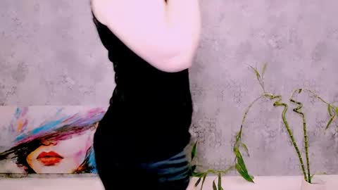 djullia online show from May 2026 05:34:01 AM
