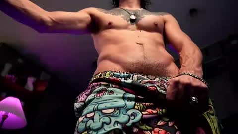 Snapshot of dl_raven chatting on February 2025 07:22:02 AM Silverhand online show from February 2025 07:22:02 AM