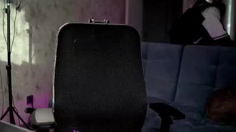 Snapshot of dl_raven chatting on September 2025 05:28:02 AM Silverhand online show from September 2025 05:28:02 AM