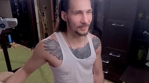 Snapshot of dl_raven chatting on March 2026 05:05:01 PM Silverhand online show from March 2026 05:05:01 PM