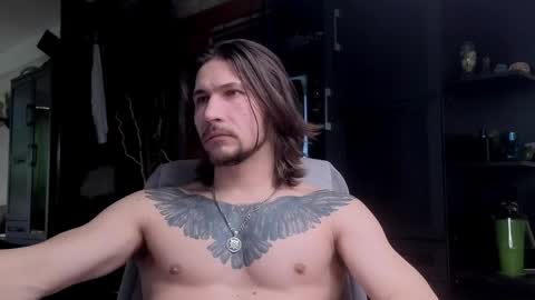 Snapshot of dl_raven chatting on April 2026 05:38:01 AM Silverhand online show from April 2026 05:38:01 AM