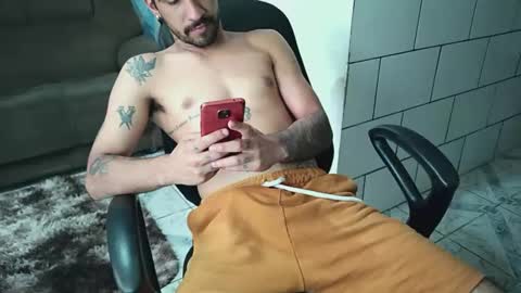 Snapshot of dmacedo96 chatting on December 2024 07:22:01 PM AmigodotadoZL online show from December 2024 07:22:01 PM