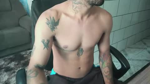 Snapshot of dmacedo96 chatting on January 2025 03:15:01 PM AmigodotadoZL online show from January 2025 03:15:01 PM