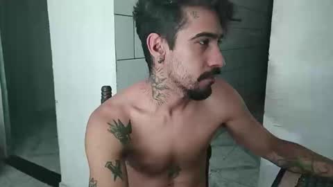 Snapshot of dmacedo96 chatting on February 2025 04:47:01 PM AmigodotadoZL online show from February 2025 04:47:01 PM